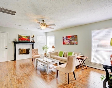 21702 N Tangle Creek Lane - Photo Thumbnail 2