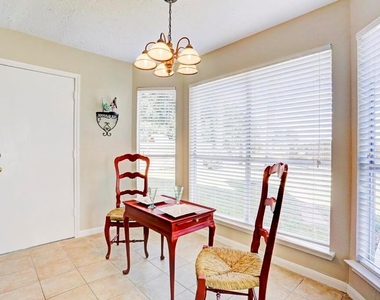 21702 N Tangle Creek Lane - Photo Thumbnail 7