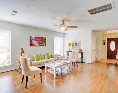 21702 N Tangle Creek Lane - Photo Thumbnail 1