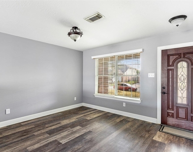 17815 Torregon Lane - Photo Thumbnail 3