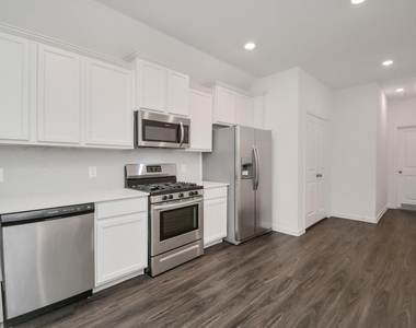 15826 Menlow Bend Drive - Photo Thumbnail 5