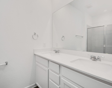 15826 Menlow Bend Drive - Photo Thumbnail 16
