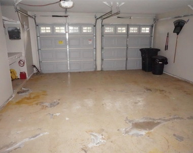 5022 Fox Hollow Boulevard - Photo Thumbnail 4