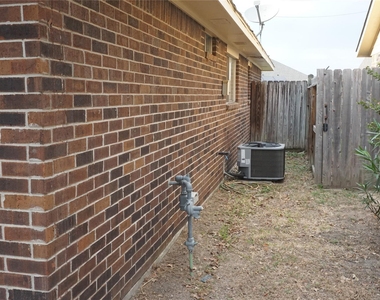5022 Fox Hollow Boulevard - Photo Thumbnail 27