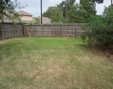5022 Fox Hollow Boulevard - Photo Thumbnail 14