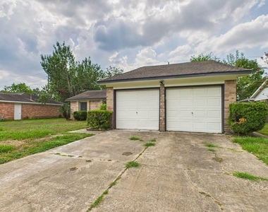 506 Coppersmith Drive - Photo Thumbnail 24