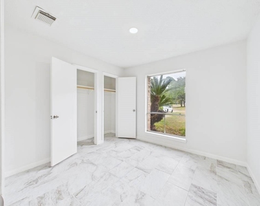 506 Coppersmith Drive - Photo Thumbnail 21