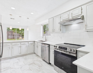 506 Coppersmith Drive - Photo Thumbnail 6