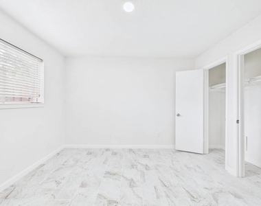 506 Coppersmith Drive - Photo Thumbnail 20
