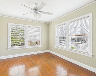 1920 Richmond Avenue - Photo Thumbnail 6