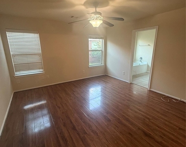 22607 Banter Point Lane - Photo Thumbnail 5