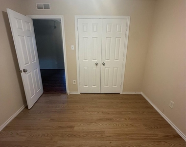 22607 Banter Point Lane - Photo Thumbnail 13