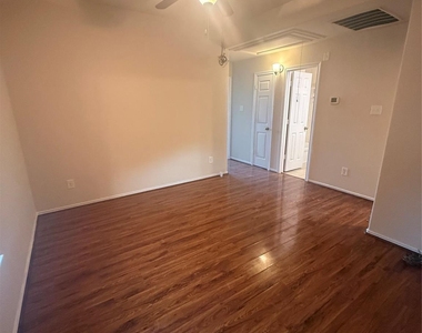 22607 Banter Point Lane - Photo Thumbnail 21