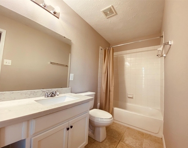 29206 Legends Valley Drive - Photo Thumbnail 13