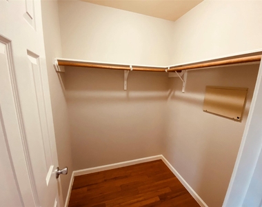29206 Legends Valley Drive - Photo Thumbnail 14