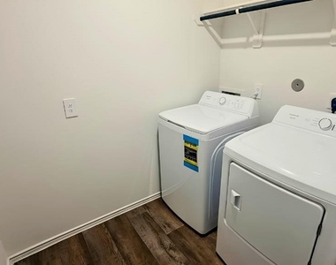 3823 Matias River Court - Photo Thumbnail 6
