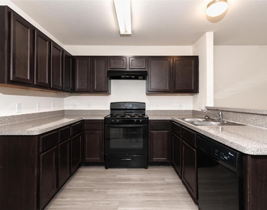 4135 Nathans Park Place - Photo Thumbnail 2