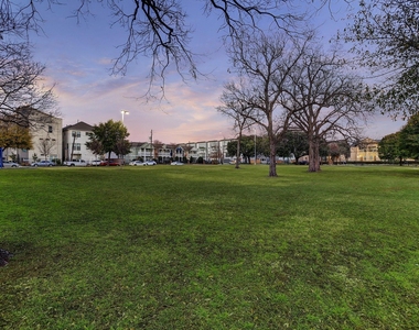 2914 Cline Street - Photo Thumbnail 29