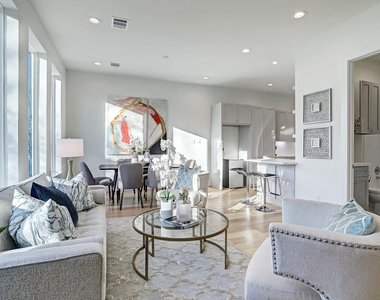 2914 Cline Street - Photo Thumbnail 10
