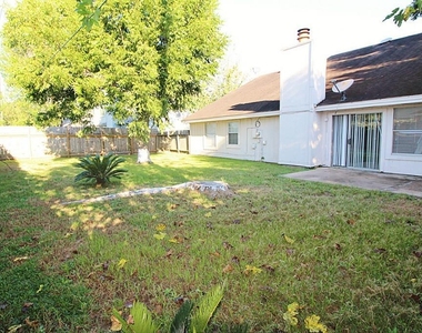 12026 Kleinmeadow Drive - Photo Thumbnail 7