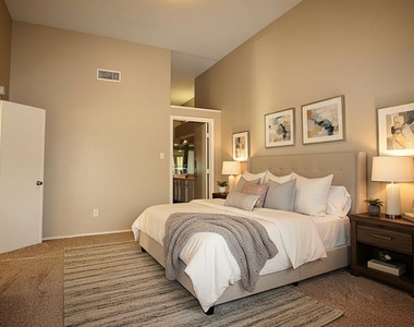 12026 Kleinmeadow Drive - Photo Thumbnail 13