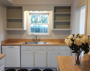 2311 Driscoll Street - Photo Thumbnail 40