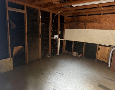 16423 Stinson Lane - Photo Thumbnail 17