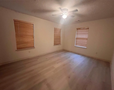 13340 Miller Lane - Photo Thumbnail 13
