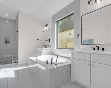 10922 Providence Court - Photo Thumbnail 26