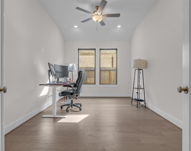 10922 Providence Court - Photo Thumbnail 27