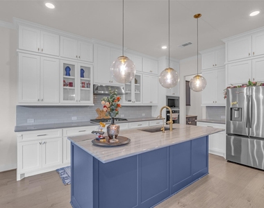 10922 Providence Court - Photo Thumbnail 19