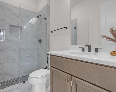 10922 Providence Court - Photo Thumbnail 31