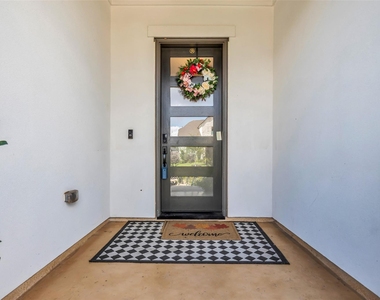 10922 Providence Court - Photo Thumbnail 3