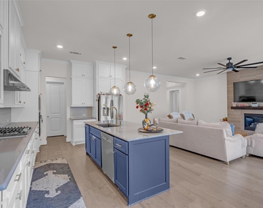 10922 Providence Court - Photo Thumbnail 21