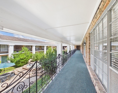 5343 Richmond Avenue - Photo Thumbnail 21