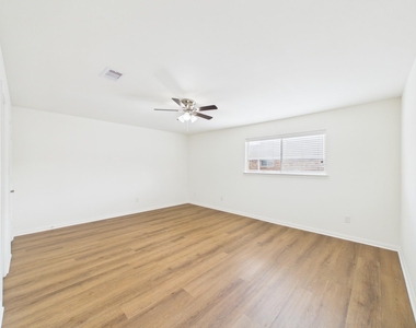 5343 Richmond Avenue - Photo Thumbnail 14