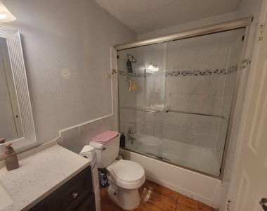 10106 Park Drive - Photo Thumbnail 8