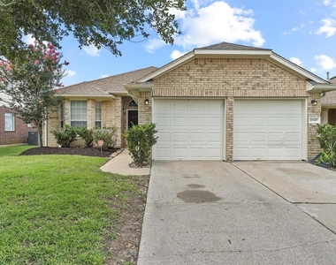 25107 Clover Ranch Drive - Photo Thumbnail 1
