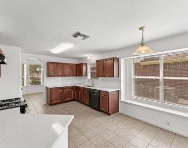 25107 Clover Ranch Drive - Photo Thumbnail 6