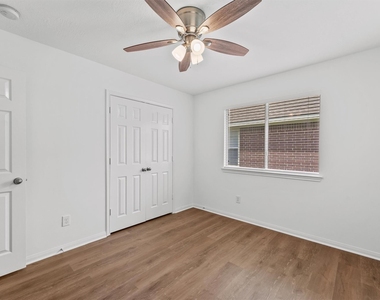 25107 Clover Ranch Drive - Photo Thumbnail 13