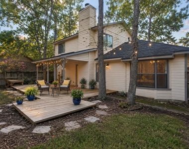 80 Fallenstone Drive - Photo Thumbnail 7