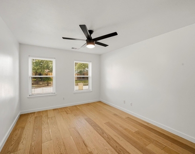 13510 Gospel Way - Photo Thumbnail 17