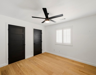 13510 Gospel Way - Photo Thumbnail 14