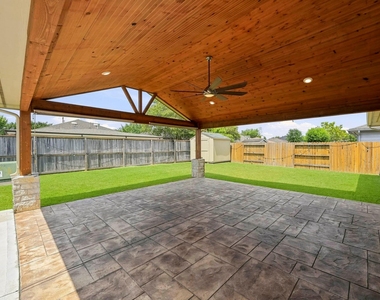 13510 Gospel Way - Photo Thumbnail 2