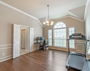 119 Emerald Loch Lane - Photo Thumbnail 9