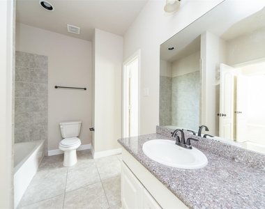 5115 Kenton Place Lane - Photo Thumbnail 23
