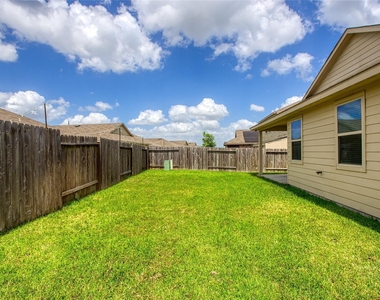 20926 Corisande Street - Photo Thumbnail 21