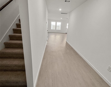 12430 Wild Strawberry Road - Photo Thumbnail 3