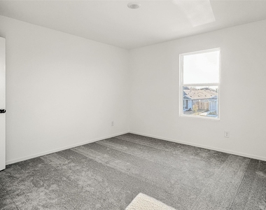 12430 Wild Strawberry Road - Photo Thumbnail 24