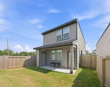 3614 Eclipse Court - Photo Thumbnail 19